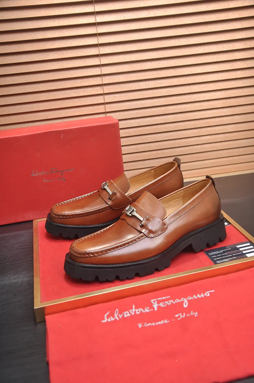 Men's shoes 💰500💶[Ferragamo/Ferragamo] The latest model in the counter. Original imported high-quality cowhide with open edges + imported 🐂 water-dyed cowhide lining + original luxury metal buckle + original combined outsole. Comparison without pressure 38--45 (45 is custom-made and cannot be returned or exchanged)